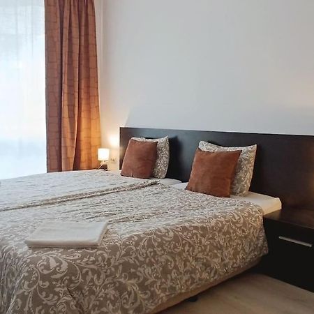 Atlantis Studio Burgas Luaran gambar